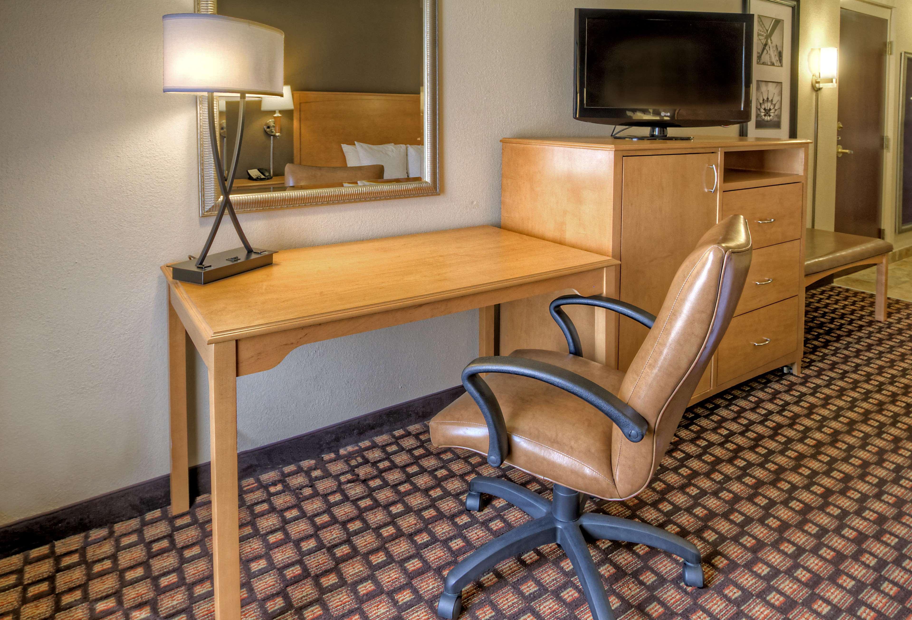 Hampton Inn&Suites Nashville-Vanderbilt-Elliston Place Exterior foto