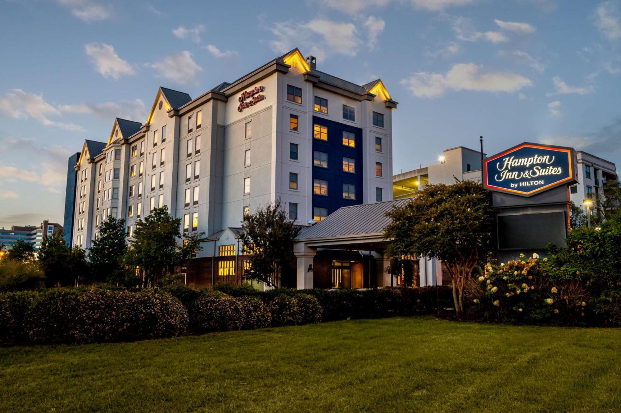 Hampton Inn&Suites Nashville-Vanderbilt-Elliston Place Exterior foto